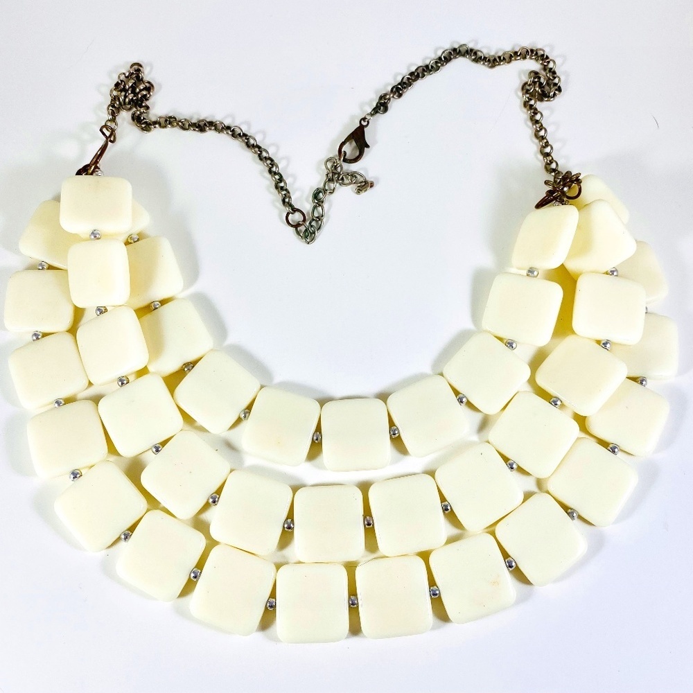 Cool Cream off white 3 strand lucite square bead statement necklace 1990s